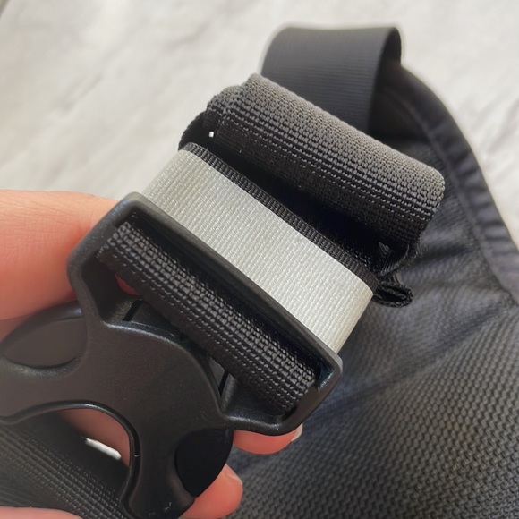 Hydration Belt & Waterbottle - Picture 7 of 7